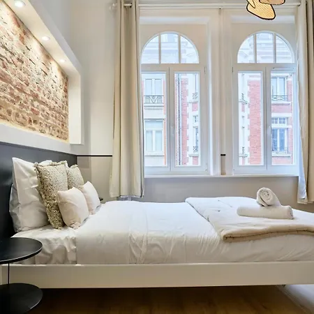 Maison 5 & 5 Sdb Proche Metro & Commerces Semesterbostad *