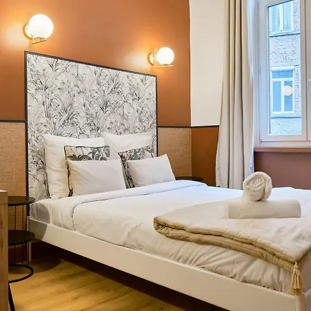 Maison 5 & 5 Sdb Proche Metro & Commerces Vakantiehuis *