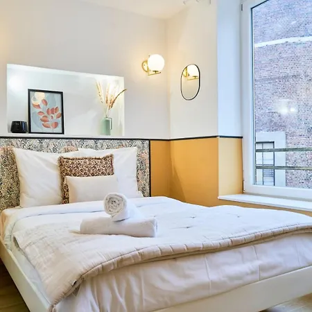 Maison 5 & 5 Sdb Proche Metro & Commerces Dom wakacyjny *