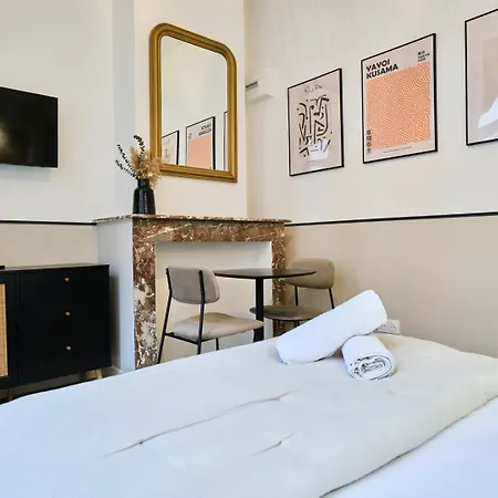 Maison 5 & 5 Sdb Proche Metro & Commerces Vakantiehuis